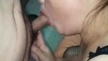 F girl deep throat